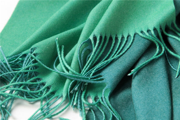 Cashmere headscarf in Bicay Green