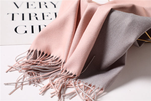 Cashmere headscarf in Peach Nougat